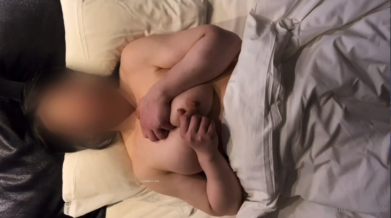 【2023-05-27】masturbate at video call