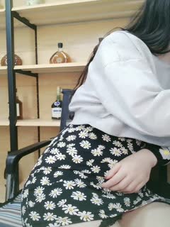 低胸性感裙子⭕❌❌美女热舞直播衣服掉了